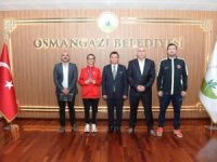 Başkan Erkan Aydın şampiyon sporcuyu ağırladı