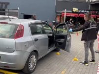 Bursa'nın ünlü AVM'sinde silahlı kavga! Sorumlu müdüre kurşun yağdırdılar