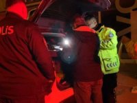 Bursa'da alkollü sürücü aracını öve öve bitiremedi