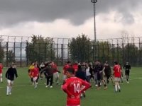 Bursa’da U16 maçında yumruk yumruğa kavga!
