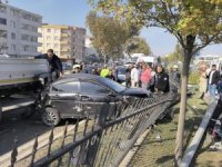 Bursa'da makas atarken ortalığı birbirine kattı