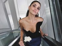 Hande Erçel'den Cadılar Bayramı pozu