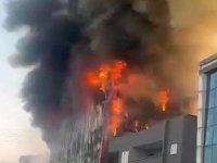 Parfüm deposunda yangın! 6 can kaybı