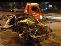 Bursa’da önce direğe sonra minibüse çarptı! 6 yaralı