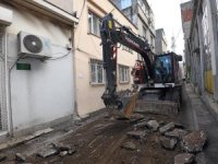 Bursa'da eski asfaltlar yenileniyor