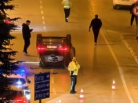 Bursa'da kaza yapan araç takla attı! 2 yaralı