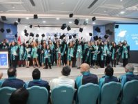 BTÜ Lisansüstü’nde mezuniyet gururu