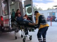 Bursa'da 600 kiloluk demir silindirin altında kaldı