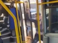 Bursa'da otobüsteki satırlı saldırgan evinde yakalandı