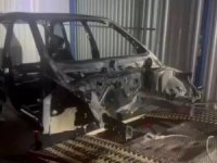 Bursa'da dev baskın! 12 milyon TL'lik otomobil parçası ele geçirildi