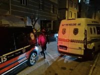 Boşanma aşamasındaki eşini boğarak öldürüp kendini astı