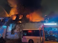 Bursa’da yangın paniği! 4 iş yeri zarar gördü