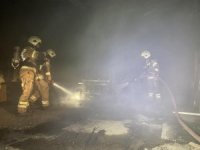 Bursa'da marangoz atölyesi alev alev yandı!