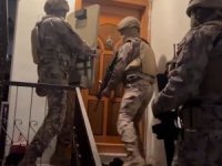 DEAŞ'a şafak baskını! 17 gözaltı