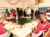 Minik şeflerle 'Zeytinli Tarifler'