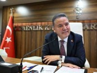 Muhittin Böcek yeniden hastaneye kaldırıldı