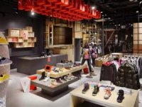 Spor giyiminin dev markası el değiştirdi