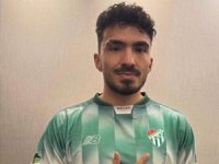 Bursaspor yeni golcüsünü resmen açıkladı