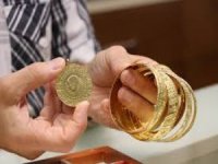 Altında ibre tersine döndü