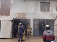 Bursa'da mobilya imalathanesinde yangın