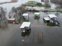 Bursa'nın yüzen evleri...Ulubat Gölü taştı, felaket böyle görüntülendi