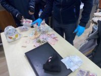 Bursa'da dilendiği paraları çocuk bezine saklamış