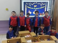 Minik ellerin büyük yüreği