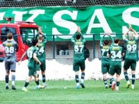 Bursaspor şampiyonluk için Kahramanmaraş'ta