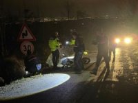 Bursa'da devrilen motosiklette can verdi