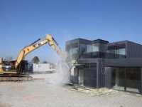 Bursa'da kaçak yapılar tek tek yıkıldı