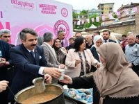 Yıldırım'da Erguvan Bayramı coşkusu sona erdi