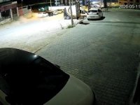 Bursa'da uyuyakalan sürücü park halindeki araçlara daldı