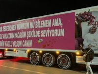 Bursa'da eşinin doğum günü için 25 metrelik tırı kapladı