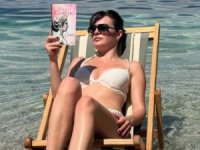 Melis Sezen'in tatil paylaşımlarına beğeni yağdı