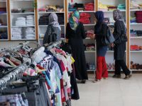 Kimse Yok Mu 100 Afgan ailenin yüzünü güldürdü