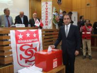 Sivasspor'da Otyakmaz yeniden başkan