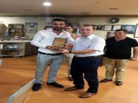 Oltulular, hemşehrilerini çağ kebabı ile uğurladı