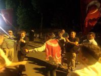 Milletvekili askere gidecek kınalı kuzuların isteğini kıramayıp oynadı