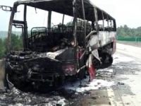 Otobüs alev aldı: 30 ölü, 21 yaralı