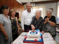 Bayramda 100'üncü yaş günü pastası