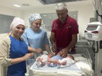 Bursalı parmak bebekler hayata tutundu