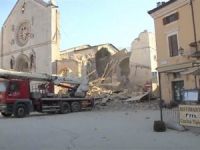 İtalya'da şiddetli deprem!