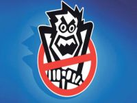 Otomobilin çarptığı kadın öldü