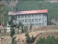 Jandarma Komutanlığı'na ateş açıldı