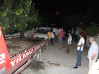 Polis, hırsızlık zanlılarını vatandaşın elinden zor kurtardı