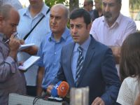 Demirtaş: Davutoğlu bir an önce..