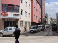 Doğubeyazıt'ta eğitim kurumlarına polisli baskın