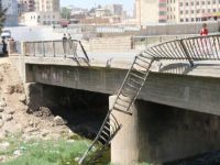 Köprüdeki patlamanın şiddeti gündüz belli oldu