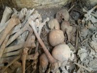 Kütahya'da tarlada toplu mezar bulundu