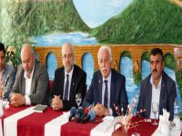 "Şehidin ağabeyini 'hain' ilan eden haindir"